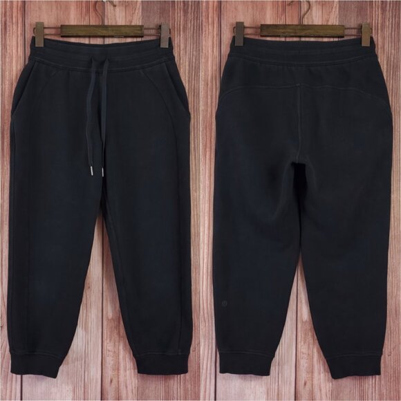 Lululemon Womens Size 6 Scuba High-Rise Cropped Joggers Pants Black W6BW6S - Picture 1 of 12